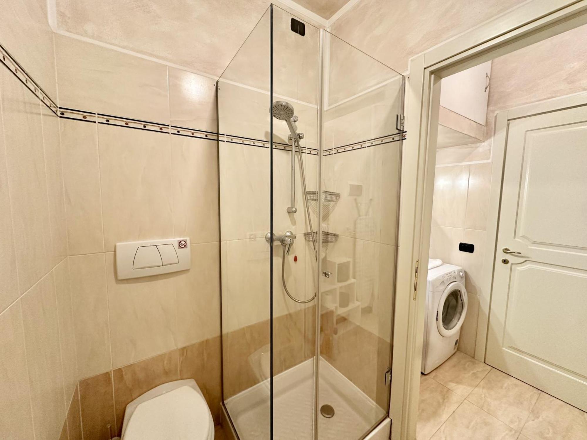Luxe In The City Apartment Верона Экстерьер фото